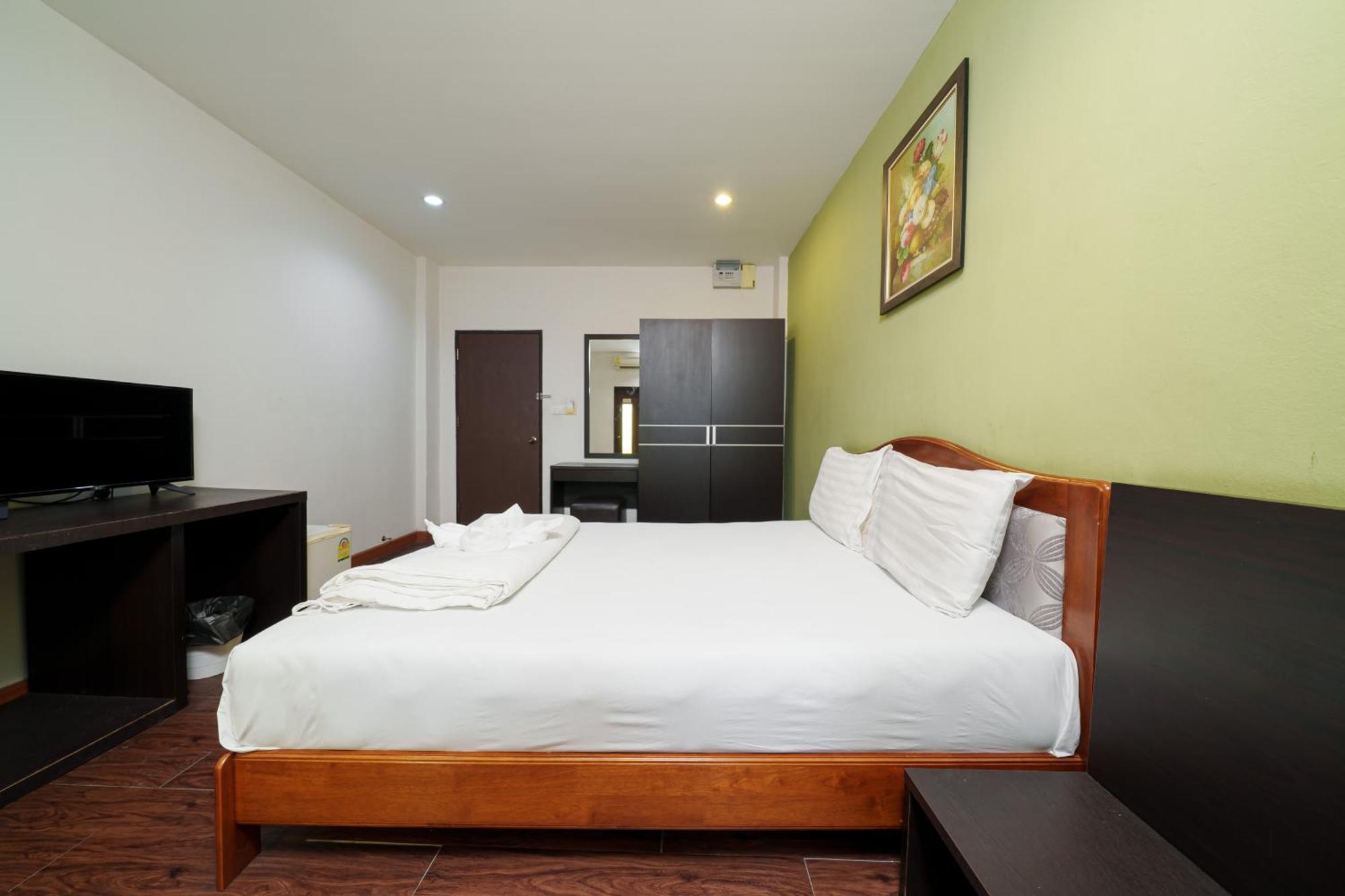 Collection O Khaosan Park Hotel 3*